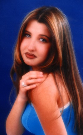 Nancy Ajram Old Photos